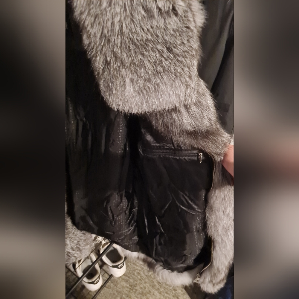 Mens Frost Fox Fur Coat, Size L - Picture 4 of 5